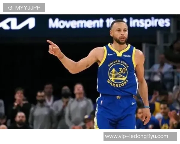 卢尼替补出战10分钟表现不俗贡献4分5板1助1断重回金州旧地 卢尼替补出战10分钟表现不俗贡献4分5板1助1断重回金州旧地