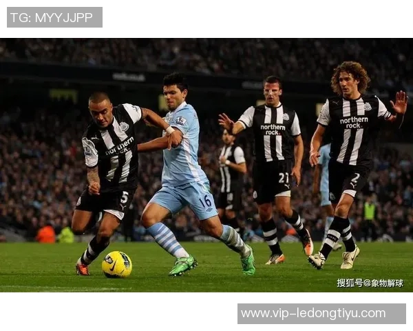 曼城对斯图加特18岁天才卡托维奇表现出兴趣但球员暂无转会意向 曼城对斯图加特18岁天才卡托维奇表现出兴趣但球员暂无转会意向