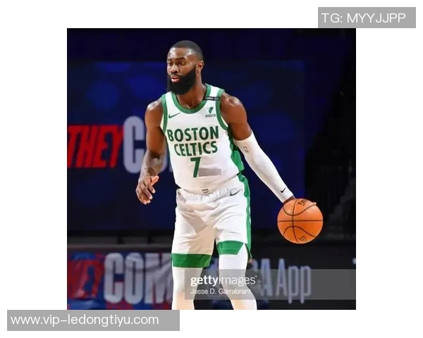 杰伦布朗成为凯尔特人历史上第三位开赛18场得分突破500的球员 杰伦布朗成为凯尔特人历史上第三位开赛18场得分突破500的球员