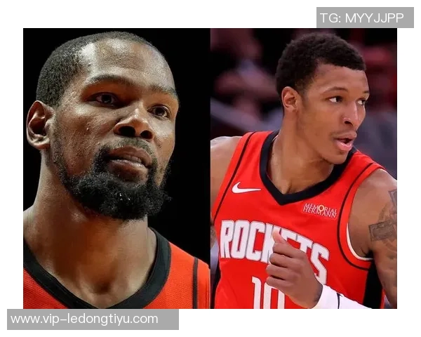 杜兰特谈赛后趣事与乌度卡的深厚友谊引发关注 杜兰特谈赛后趣事与乌度卡的深厚友谊引发关注