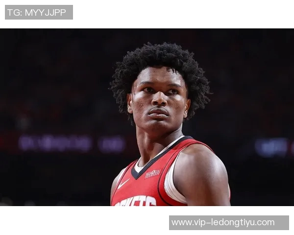 帕金斯谈文班受伤的担忧与历史上伟大球员短暂生涯的关联