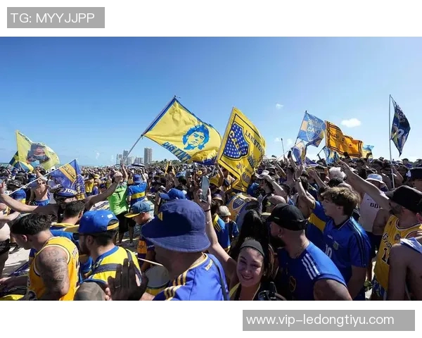 记者透露河床对迈阿密引援目标穆拉展开谈判引发关注