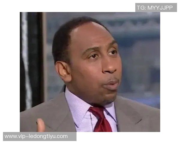 四年三冠成就辉煌A史密斯呼吁NBA球队考虑哈蒙执教机会